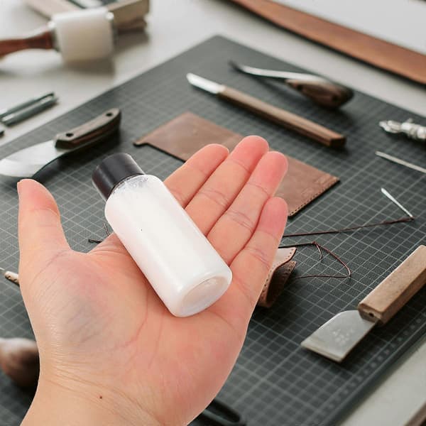 Lærherder DIY Hardt Flytende Lærstiver Lærkantforseglingsvæske (30ml)