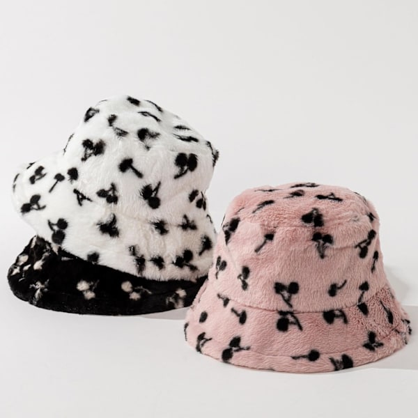 Fuzzy Bucket Hat for Kvinner og Menn - Plysj, Fluffy, Vintervarm, Morsom Fiskehatt Cherries-black