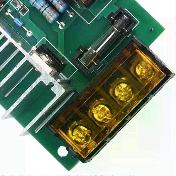 220V AC Spänningsregulator 4000W SCR Motorhastighetskontrollmodul