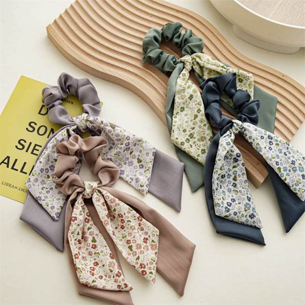 4PCS Sløjfe Hår Tørklæde Scrunchies Blomster Hår Tørklæde Bånd Satin Hår Bånd Scrunchie Hestehale Holder til Kvinder og Piger