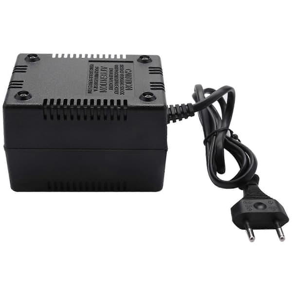 220/240V til 110/120V Nedspændingstransformator Converter EU Stik Svart