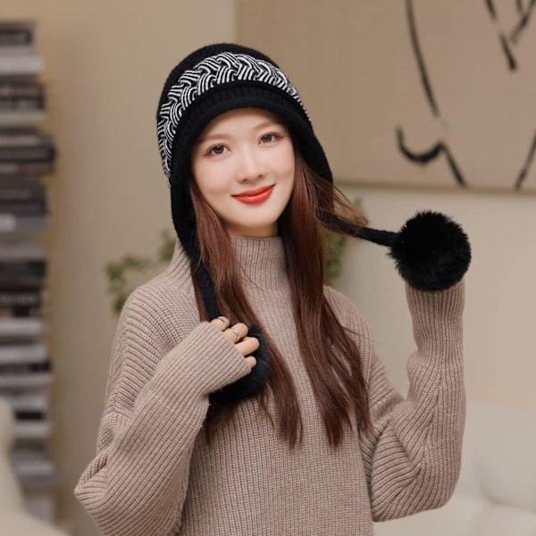 Dam vinter Peruvian öronbeklädnad Beanie Hat Öronklaffar Sherpa Skidmössa Stickad Fleecefodrad 3 Pom Black One Size