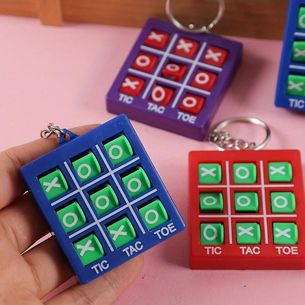 Tic Tac Toe Mini -avainperä lapsille Decompression Xo -peli Juhlapuolueet Goody Bag -täyteaineet Luovat lahjat Red