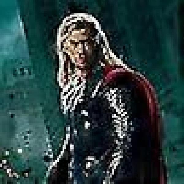 Thor Paryk, langt krøllet bølget hår