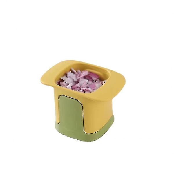 Kasvisleikkuri kädessä