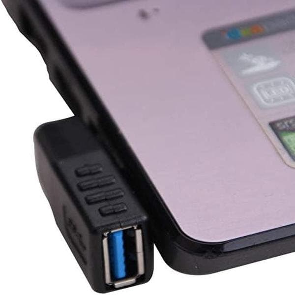 USB 3.0 -sovitin, 90 asteen uros-naarasliitin