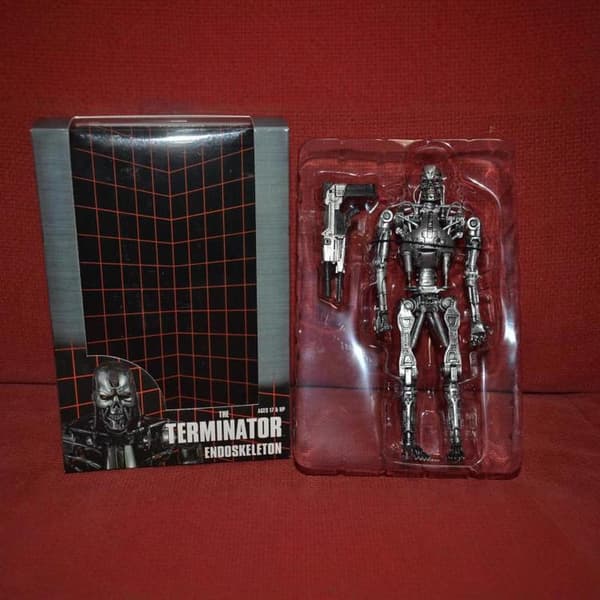 NECA Terminator T800 Frame Future Warrior T1000 Mech Figur Model I Æske