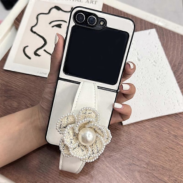 Til Samsung Galaxy Z Flip 6 Etui med Perleblomst Håndledsrem, Ultra Tynd Slank Læder Robust Stødsikker Cover til Kvinder Dame Piger White For Galaxy Z Flip 6
