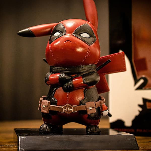 Model Legetøj Cos Deadpool Pikachu Actionfigur Simuleret PVC Tegneserie Samleobjekt Display Form til Skrivebord