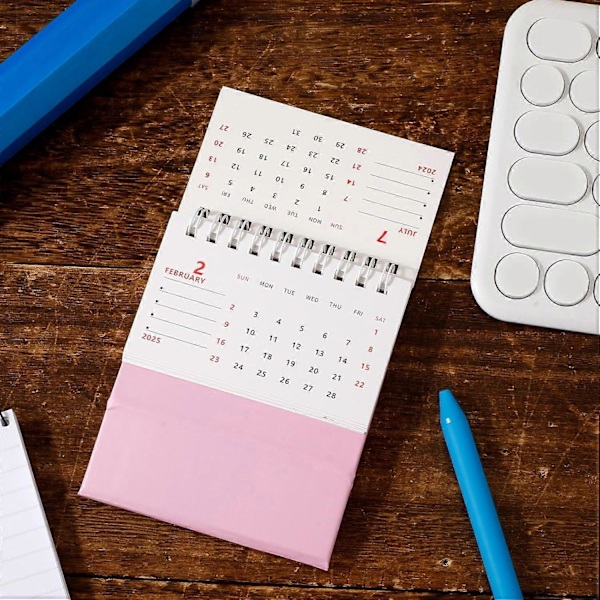 Mini-bordskalender 2024-2025, 9,5x7,5 cm, Mini Stående Kalender