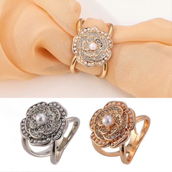 Skjerfspenne – Blomsterform og Rhinestone – for kvinner Silver