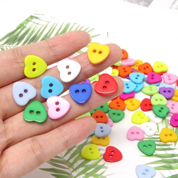 100 knapper i harpiks - Hjerter - xixl multicolor