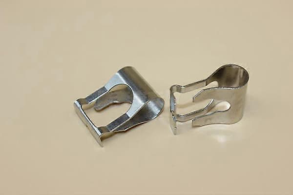 Vinduesviskerclips, Universal Vinduesviskerforbindelsesclips Vinduesviskermotorforbindelsesstænger Arme Link Reparationsclips Kit2stksølv