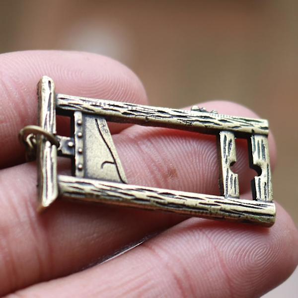 Zmd Guillotine Kaulakoru Goottilainen Pnoto Frame Ketju Korut Lahja Riipus Tarvike Bronze