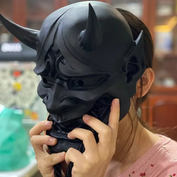Oni-demoneiden Samurai-haamu-naamio Rojo