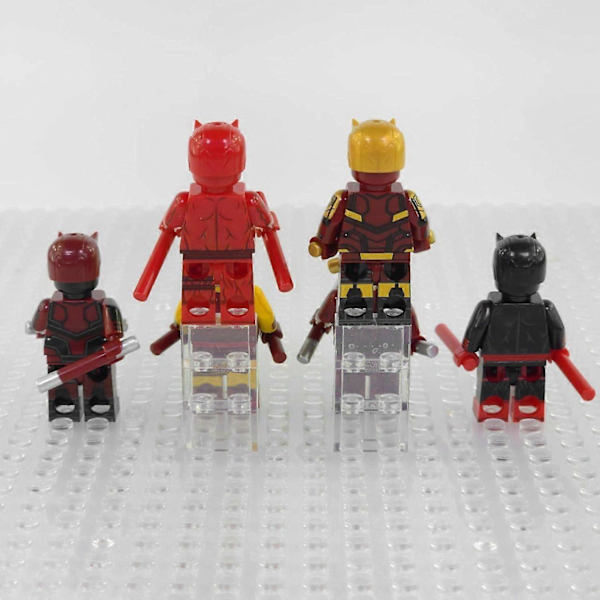 Blandade Daredevil Minifigurer Set med Vapen och Tillbehör