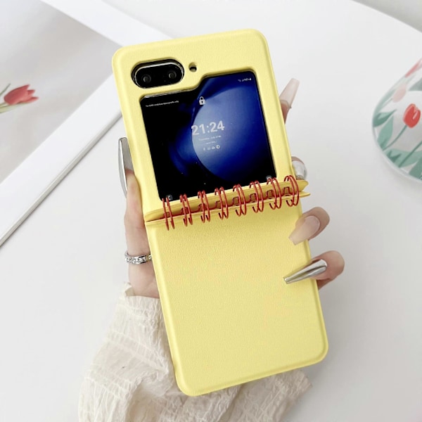 Läderfodral för Z Flip 6, Kreativt Fodral för Samsung Galaxy Z Flip 6 med Unik Gångjärnsdesign, Stötsäkert Skyddande Fodral för Z Flip 6 Yellow