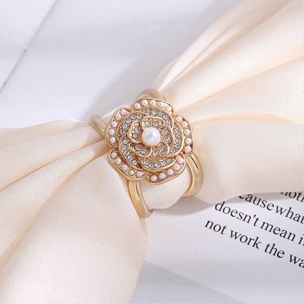 Sjalspänne – Blomform & Strass – för Kvinnor Silver