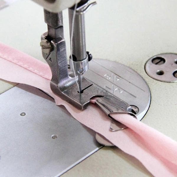 Rullfållpressarfot för hem- och industrisymaskiner 6MM