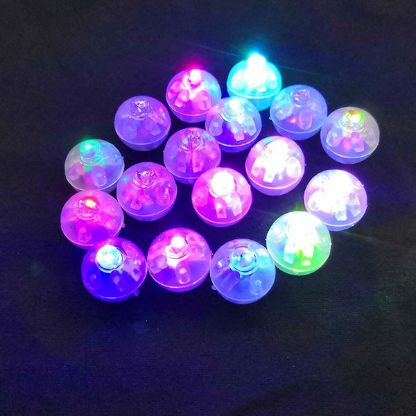 Farverige LED-lamper Populære Led-legetøjsudskiftning Lys Drenge Piger Festrekvisitter