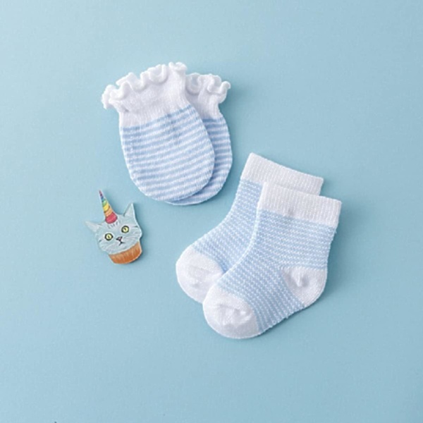 4 par för vantar Bomull Baby Ansikte anti-scratch Blå Nyfödd Scratch Maternal Strumpor Bär Barn Anti- Supplies Lovely