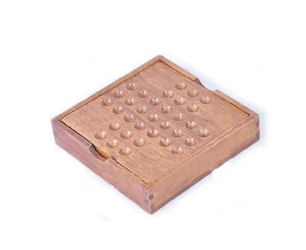 Træ Solitaire Brætspil Klassisk Intelligens Legetøj til Børn og Voksne