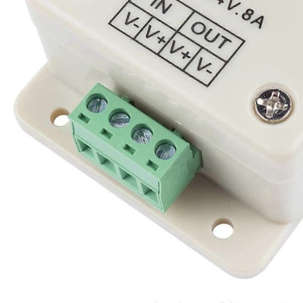 Spenningsregulator DC-DC Spenningsstabilisator 8A Strømforsyning Justerbar Hastighetskontroller DC 12V LED Dimmer 12 V [DB]