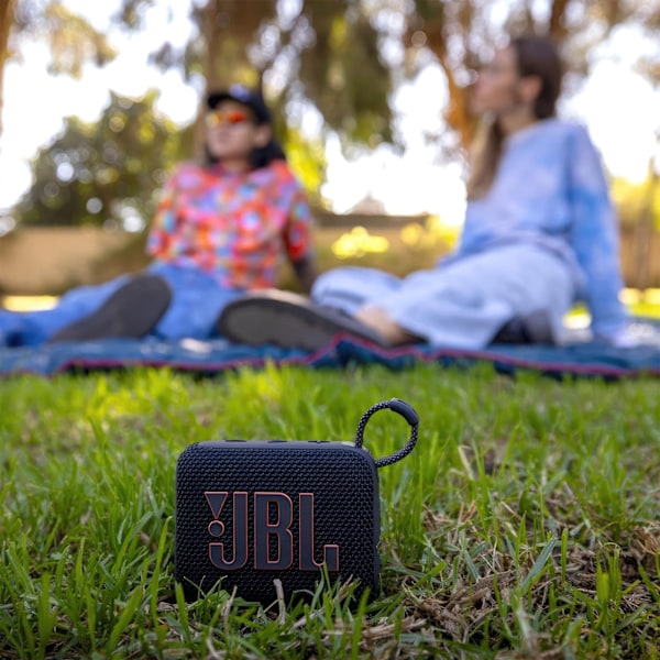 JBL Go 4 - Kompakti ja Vedenkestävä Bluetooth-kaiutin Upealla