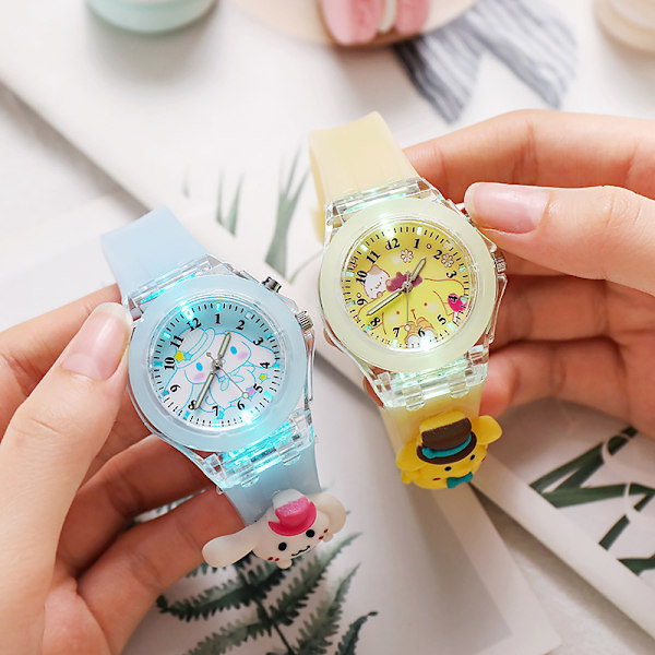 Barn Cartoon Karaktärer Silikon Natt Luminous Quartz Klocka Armband Led Blinkande Klockor Gåvor