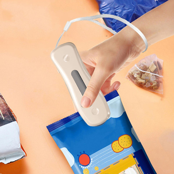 Tyuhe Oppladbar Mini Bag Sealer Type-C Kjøleskapsvennlig Resealer Maskin med Kutter Fuktsikker Bag Sealing Maskin Black