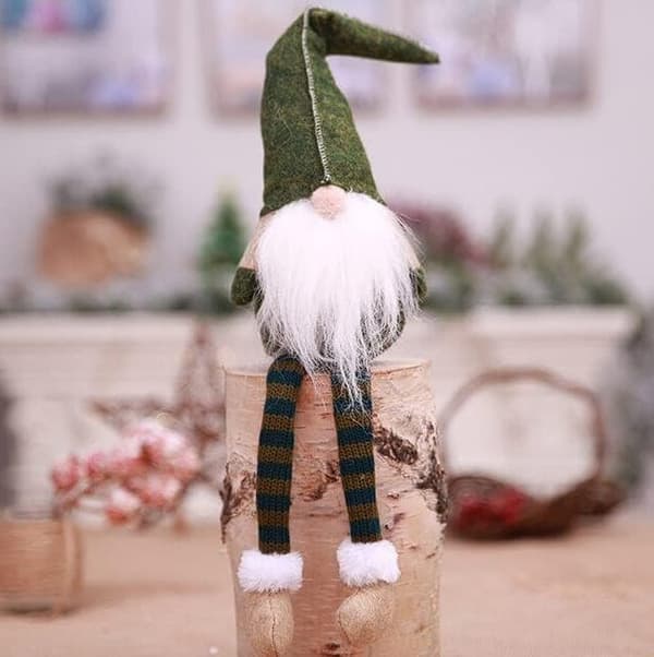 3-delad svensk tomte julplyschleksak