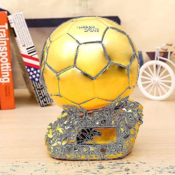 2022 Golden Ball Trophy Fodbold Finale Scorer Model Resin Soccer Cup Fan Collection Souvenir fodboldstøvler Form Trophy (25 cm