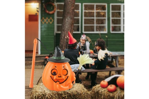 Bærbar LED-lyd med kosteskaft Halloween gresskarlys
