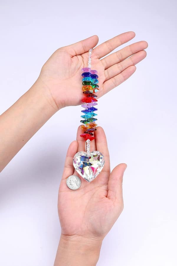 Krystall regnbue solfanger, Feng Shui chakra perleanheng, prismatisk hjerte, dekorasjon for hage og hjem.