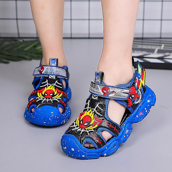 Pojkar LED-sandaler Spiderman Utomhusskor Strandskor Barn Ljusskor Halkfria skor för sommaren B B Blue 26 innersula 16.0 cm