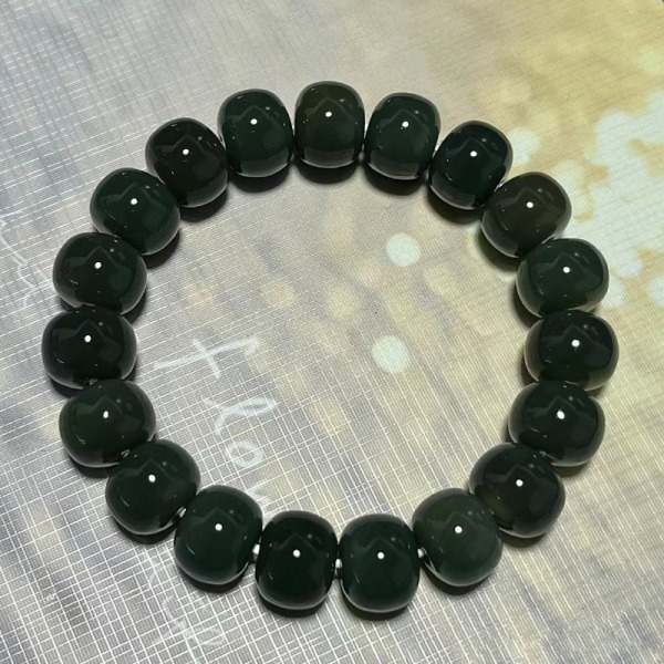 Wingling Vårstjerne Ball Jade Material Bodhi Poipan Polycuts Forewen Fingre Finger Sympatiske Arbeidere Buddha Perle Armbånd Kvinne 570 11mm wear size