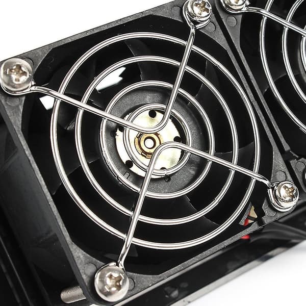 12V 6W Eksosvifte Campingvogner Side Luftventil Ventilasjon Biltilbehør Kompakt Black