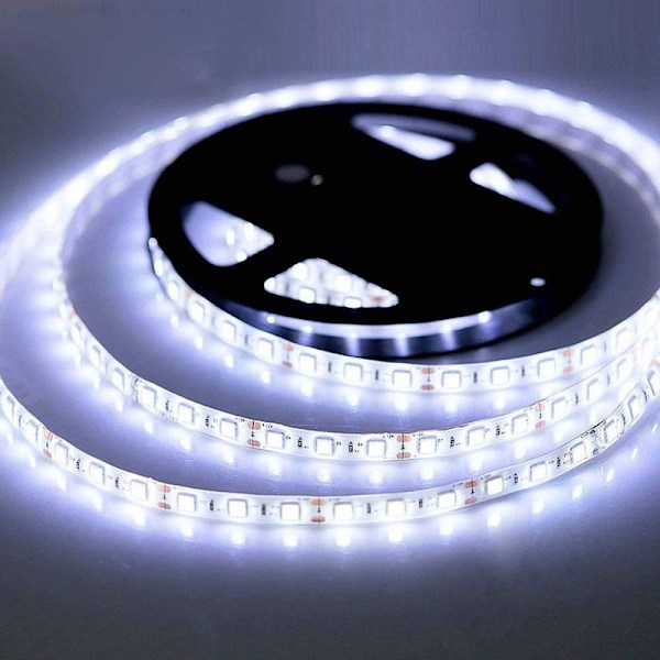 Kallvit LED-strip, 5 m/16,4 fot 12 V 6500 K SMD5050 300 LED-lampor IP65 Vattentät Klippbar Flexibel LED-tejp för Kök Bar Skåp Spegel Cool White Waterproof