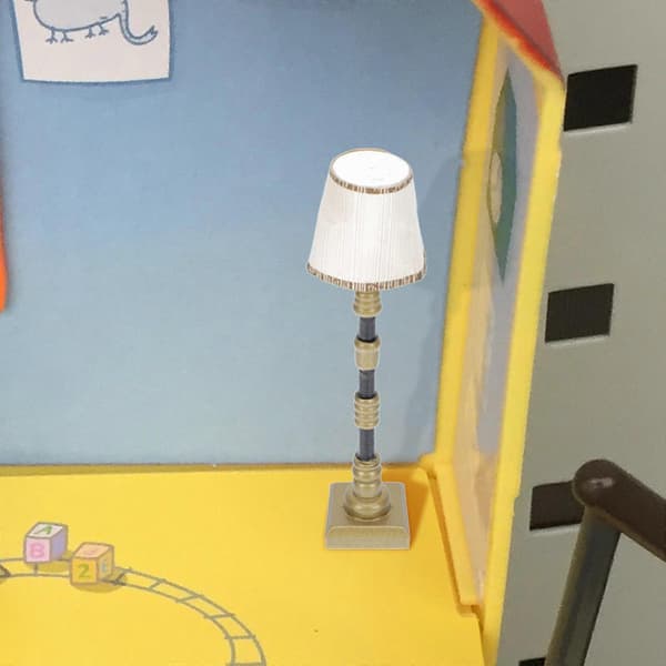 Realistisk lampemodel til 1 stk. minihus-scene rekvisit
