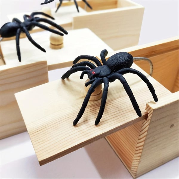 Spider Prank Box - Prank Rolig trälåda leksak, lustiga julpengar presentförpackning Överraskningsleksak och gaggpresent Praktiskt skämt