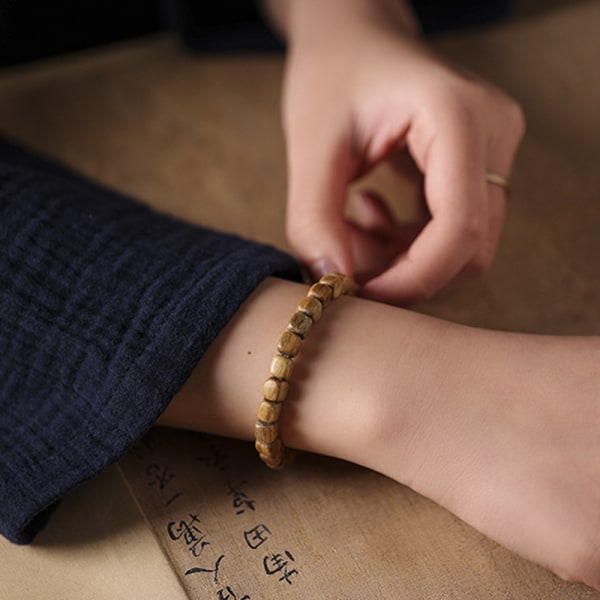 Naturlig logg grønt sandeltre/palisander litterær stil gammel stil av temperament av temperament, Zen, mannlige og kvinnelige enkle vegetariske perle armbånd 374