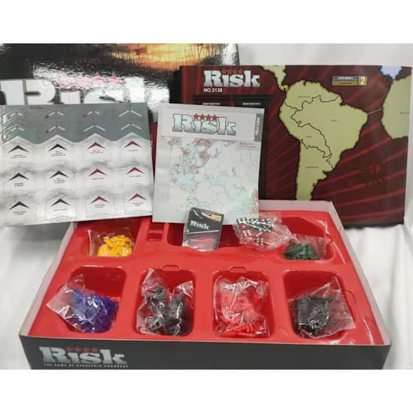 Hasbro Peli - Klassinen Risk-versio