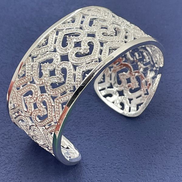 Åpen hjerteformet armbånd i 925 sterling sølv - Luksuriøst designer smykke for kvinner Plata