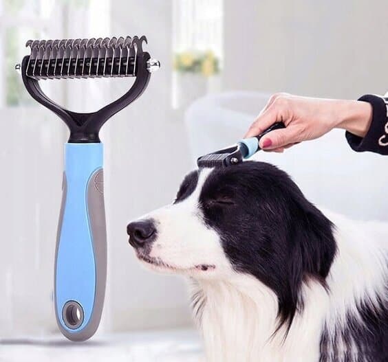 Kamme til børstning af hunde og katte