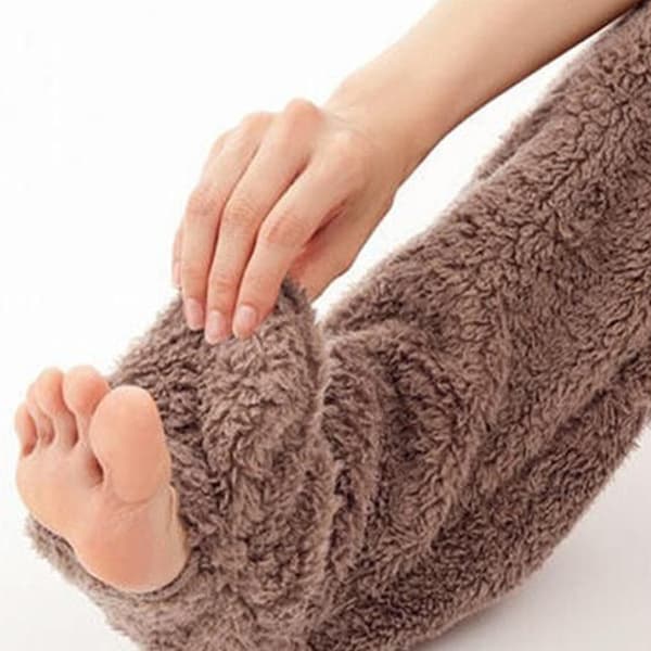 1/2 polyester varm og hyggelig over knæhøje fluffy lange strømper til grå
