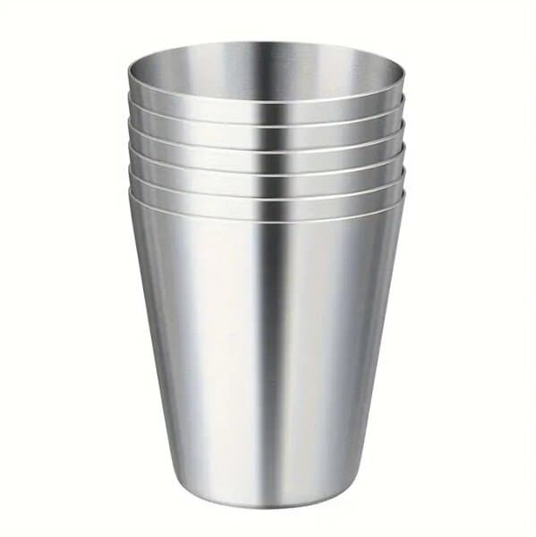 Sett med metallglass, 4 stk