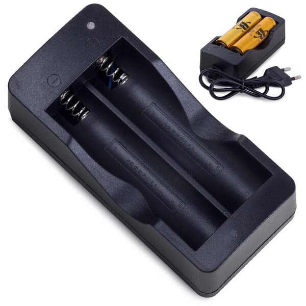 Dobbel lader for 18650 batterier