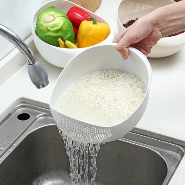 Multifunctional Dish Basin for the Kitchen - Drain Water, Rinse Rice, and More with Practical Features White