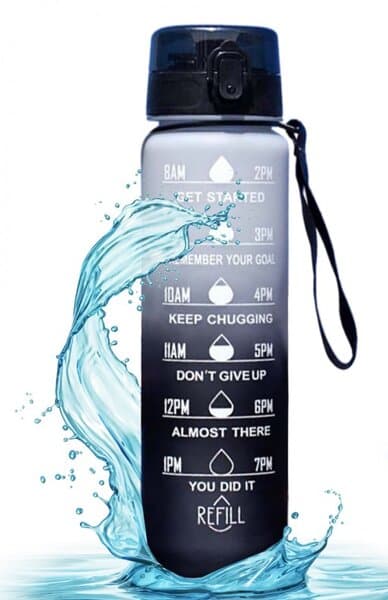 Juomapullo mittakupilla ja roskakorilla, 1000ml