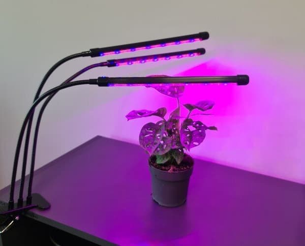 Lampe til plantevækst 3x20 LED